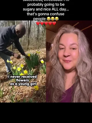 @ShellyATXtheundertakerbee