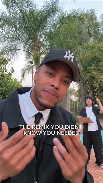 @Neon Dreams
