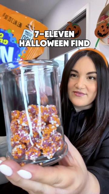 @Emily | Snack Reviews Aus