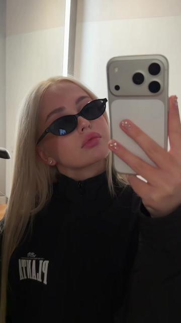@это ксюша пикас