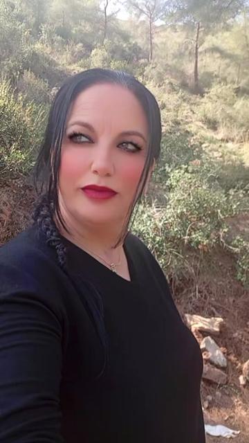 @gülüşü güzel Antakyalı çiğdem