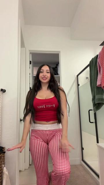 @👩🏻