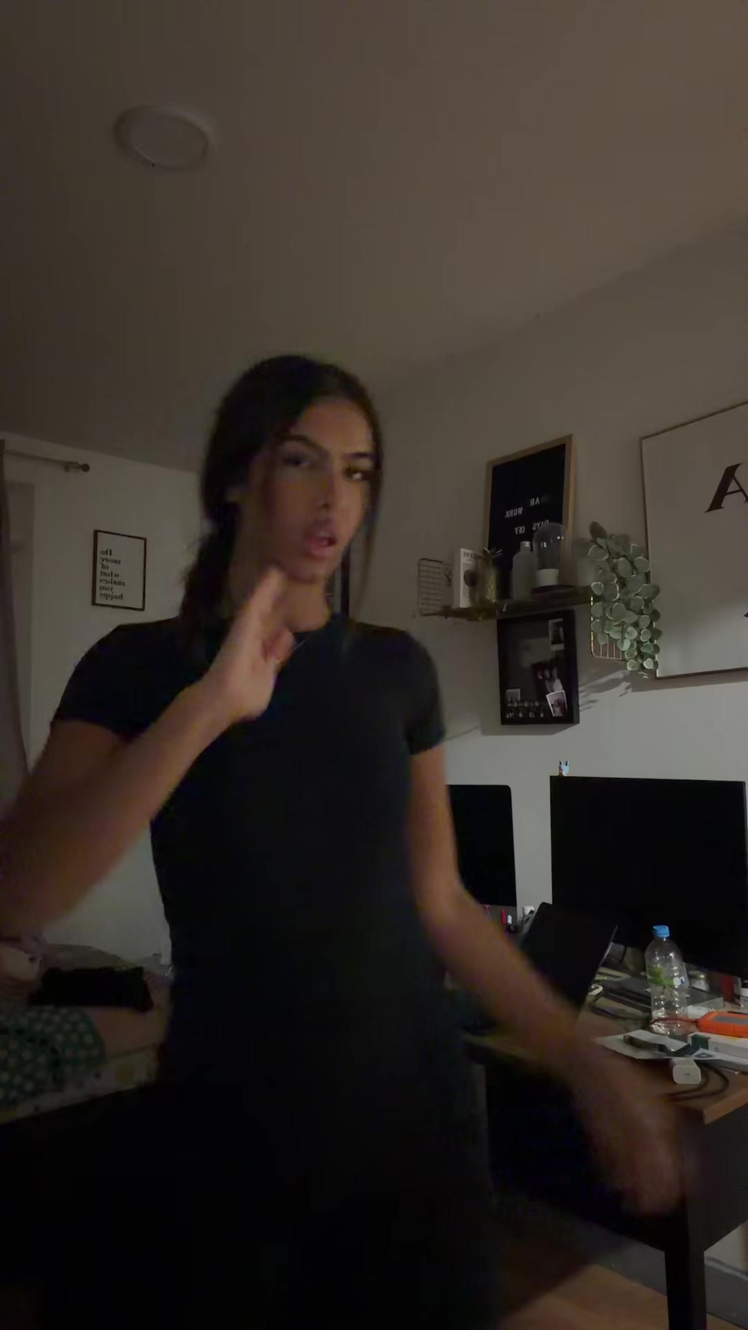 @mariatuconnais