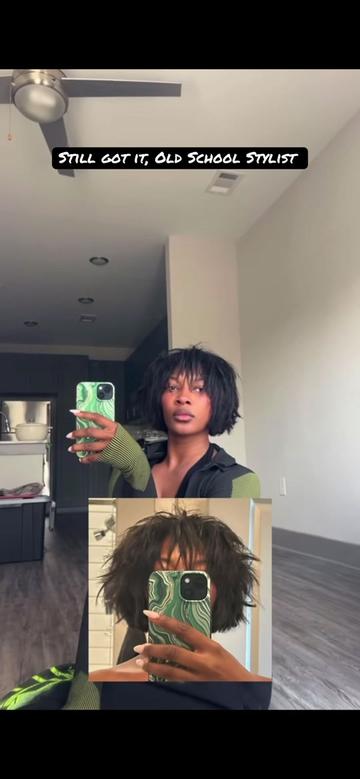 @Hairbyrona