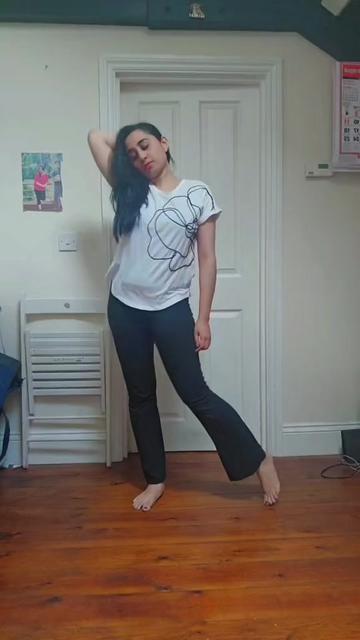 @roshnaroldon