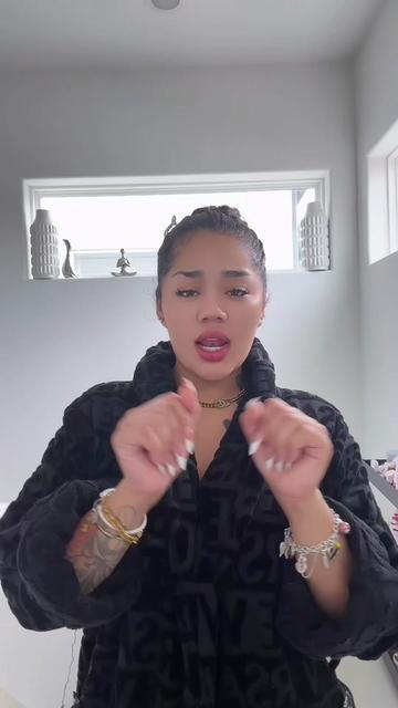 @Daysidukesho
