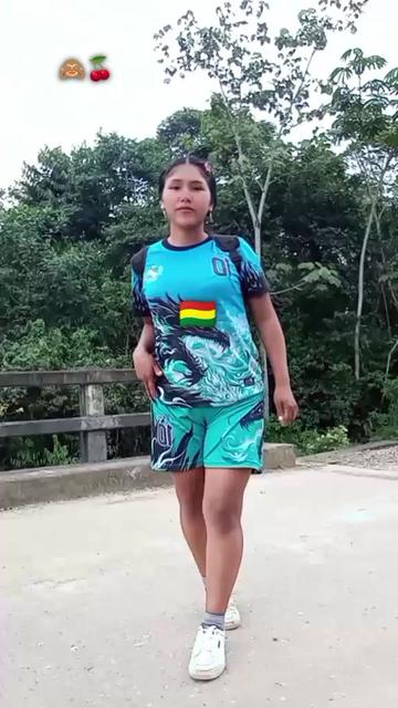 @shinahoteñita🍒🇧🇴