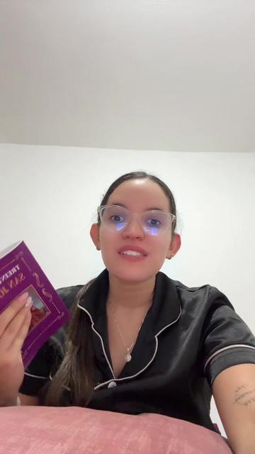 @Angélica Cifuentes ✨