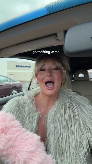 @lilly claire