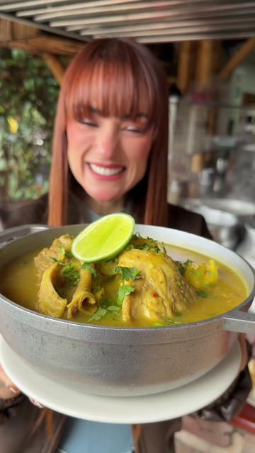 @LolaCarolaFood