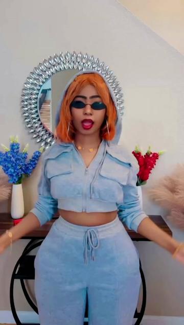@Bia