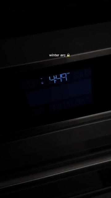 @monique