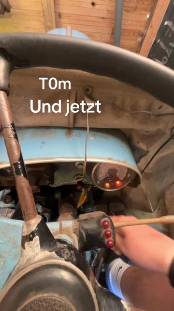 @t0m