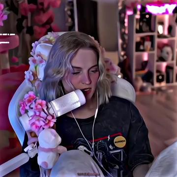 @skyleeallenix ♡