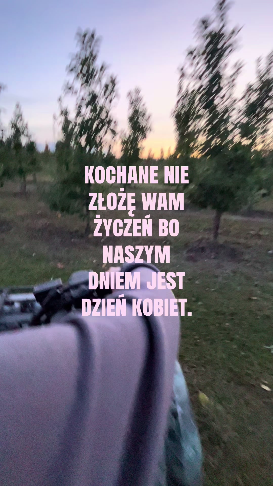 @yoxxz