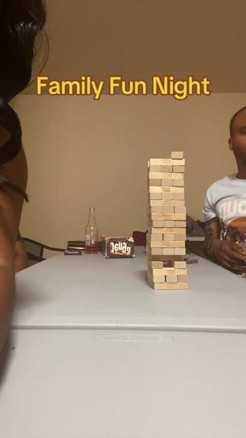 @TheeShanaeMarie