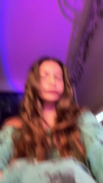 @lindsey ⋆˚꩜｡