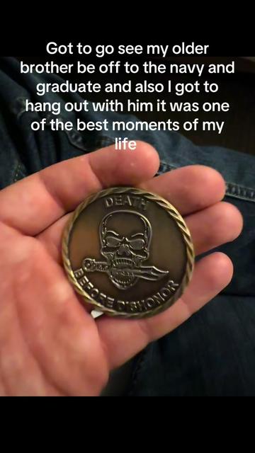 @The_vrc_lucifer