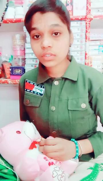 @cute girl 😍😍😍