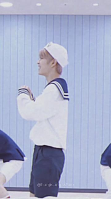 @han jisung's shoe