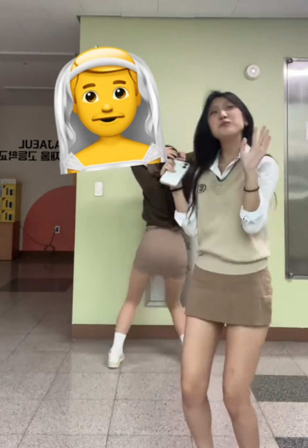 @모음