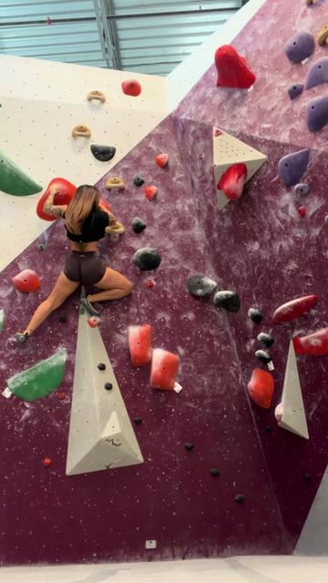 @ClimbwG
