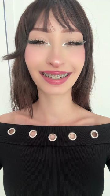 @Foxxi