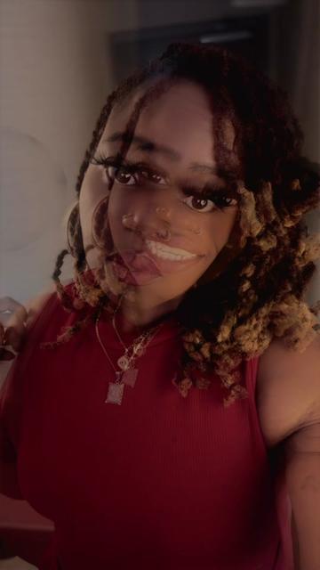 @juicybkissingu