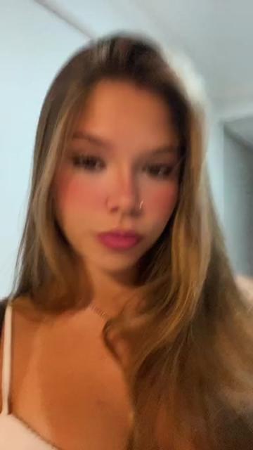 @lari.candeias