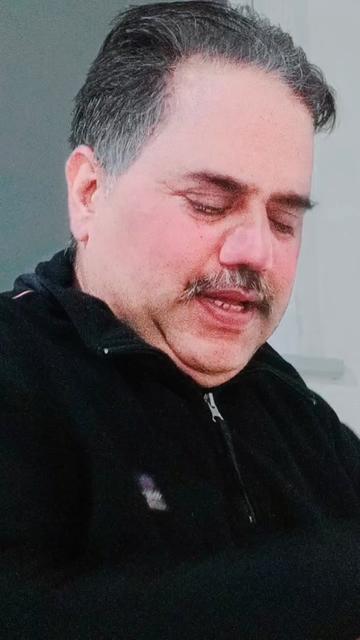 @^hi:;p.":;'r.:"e..^e,.t';,"🤟