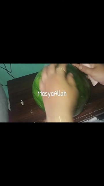 @momhie