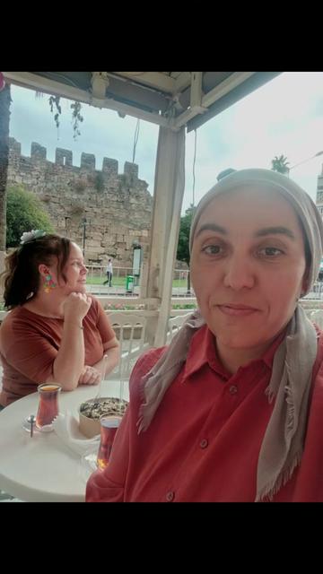 @G&uuml;lfiye Duran
