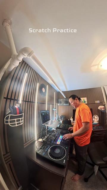 @Dj Michael Lama