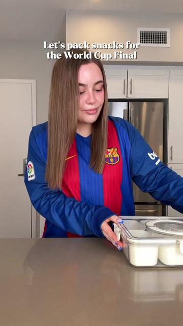 @lizastian