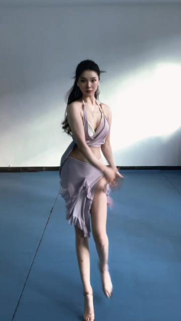@ZYMdancestyle