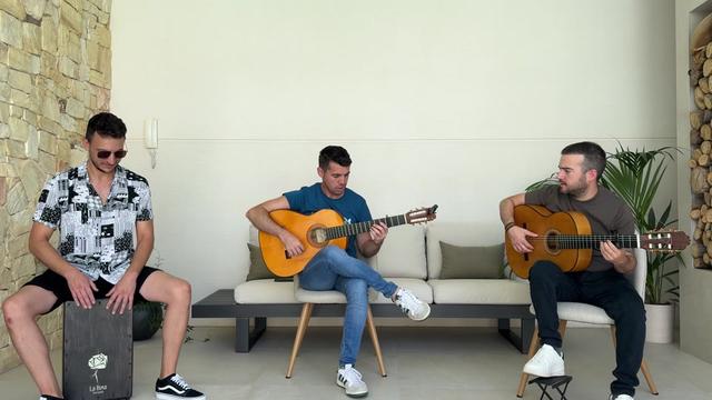 @Julián García