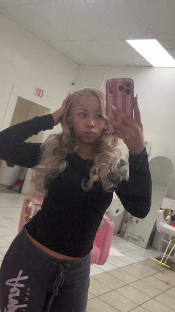@kiaraaa
