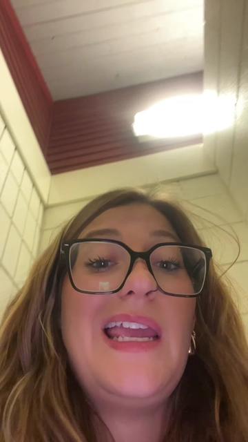 @Jewels_Ann