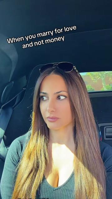 @Liliankhani
