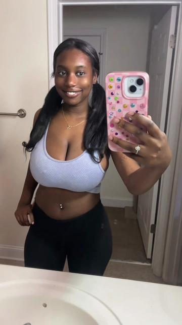@sydneyjeneen