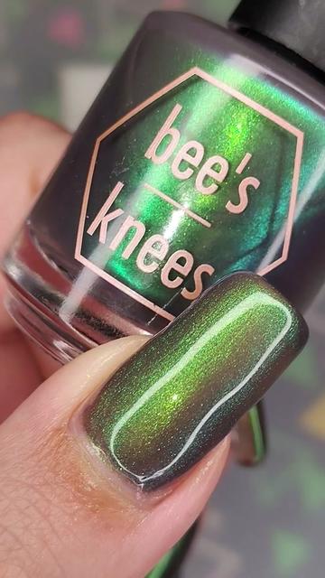@Laura | maniaturearts 💅