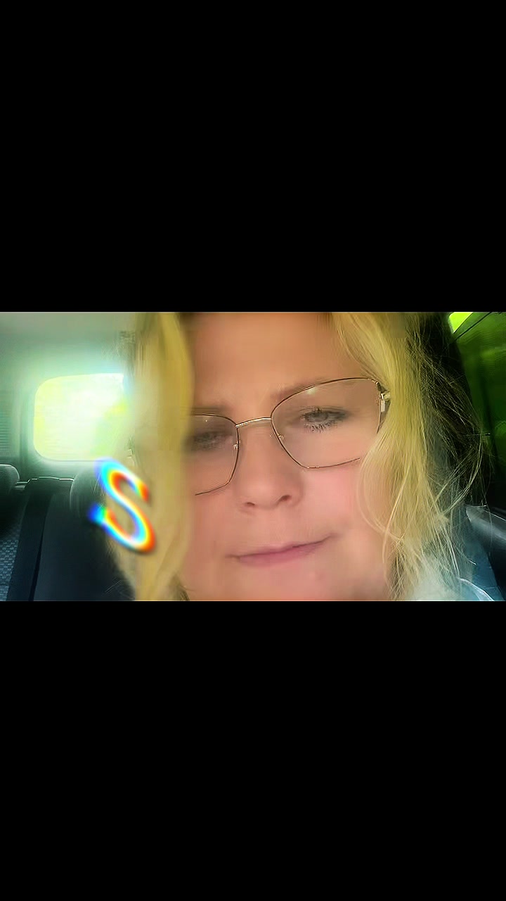@⚫️ Anita ⚫️S&aacute;rk&ouml;zi
