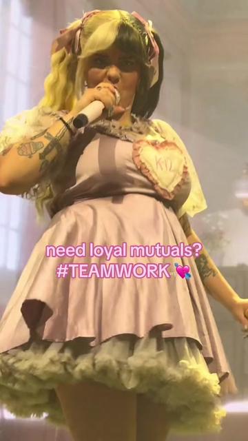 @make mutuals 𝜗𝜚