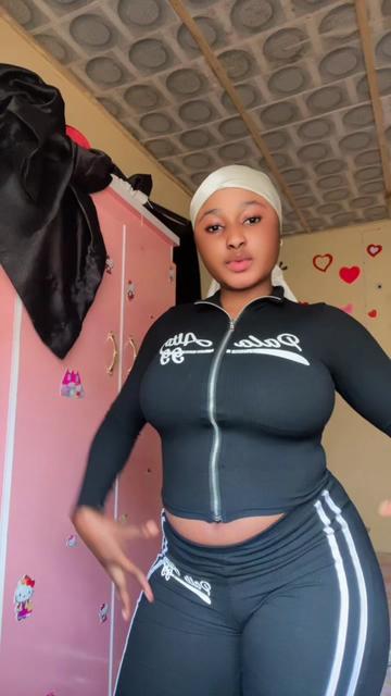 @Liyah 🦋🤍