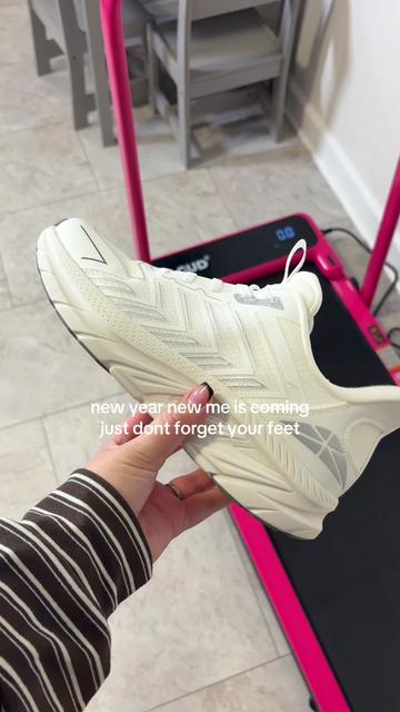 @Makaila ✨🖤📲