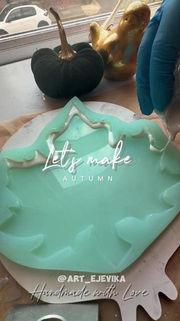@Viktoriia | Resin Art & Gifts