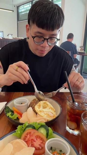 @Aku Makan Yah