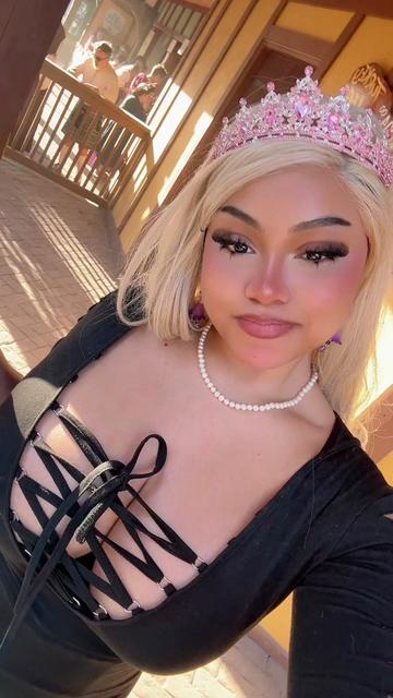 @theuniversegoddess