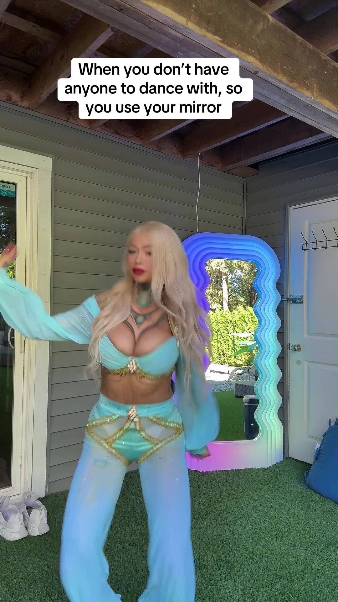 @Pinup pixie