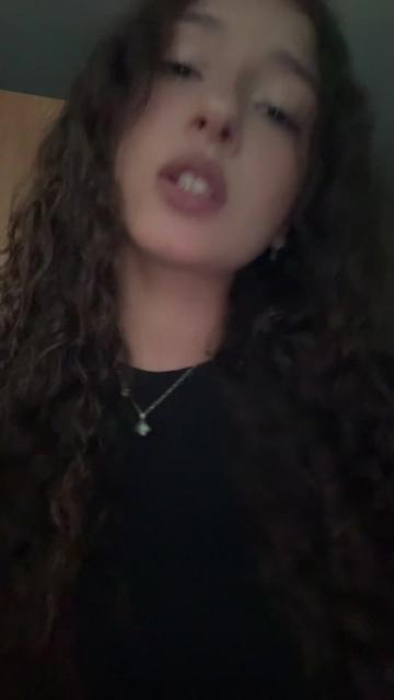 @🫂